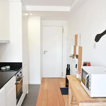 New!Central W/ Sunny Terrace - 9 Min Walk Trindade Porto Buitenkant foto