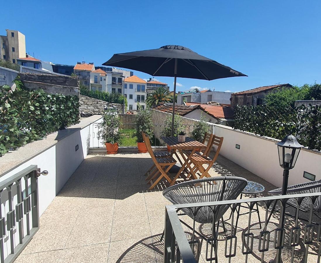New!central W/ Sunny Terrace - 9 Min Walk Trindade Appartement Porto